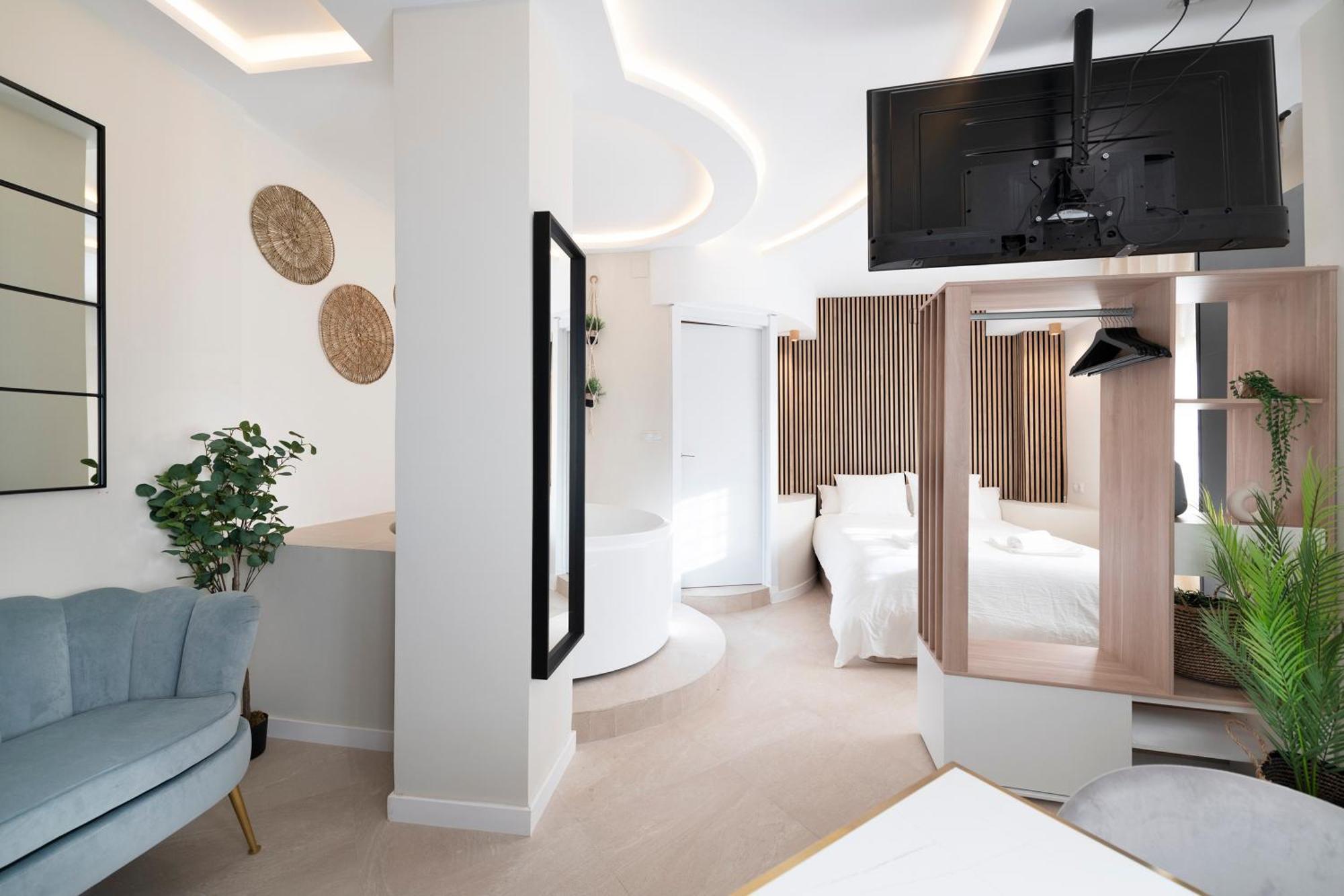 Malaga Boutique V.V Luxury Jacuzzy Apartment ภายนอก รูปภาพ